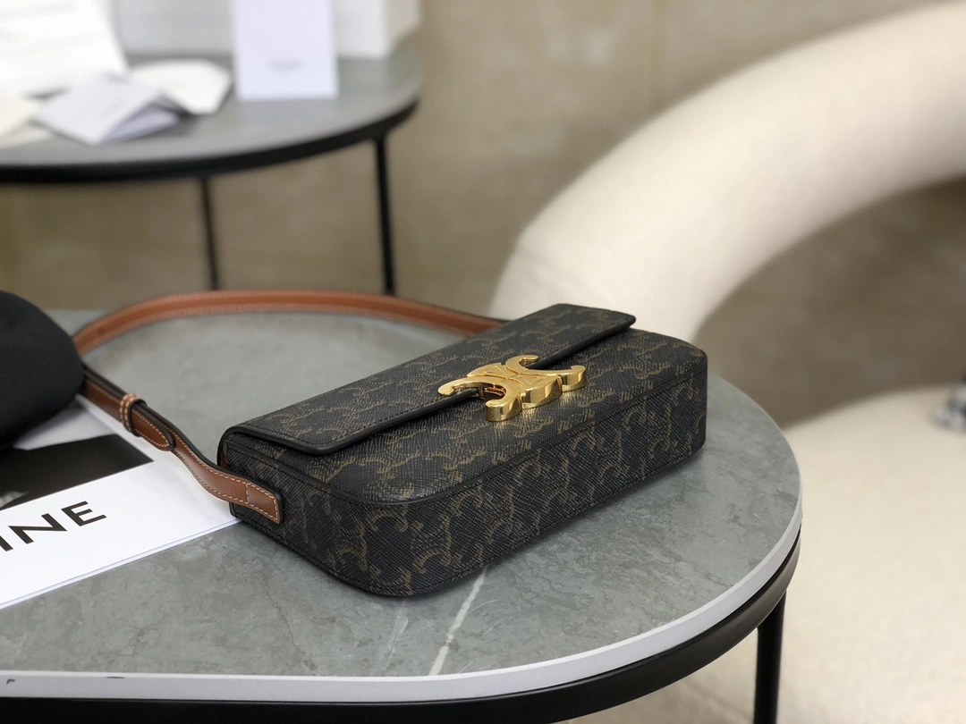 Durable Celine Triomphe Bags 94490