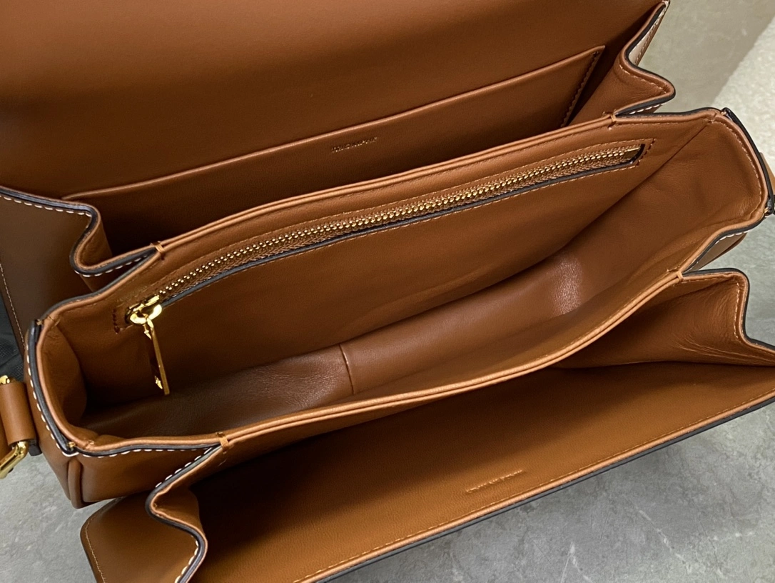 Sophisticated Celine Triomphe Bags 94526
