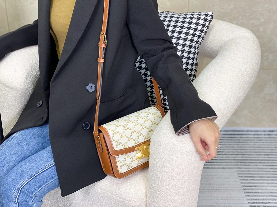 Sophisticated Celine Triomphe Bags 94526