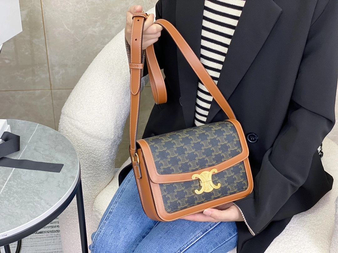 ModernLook Celine Triomphe Bags 94486