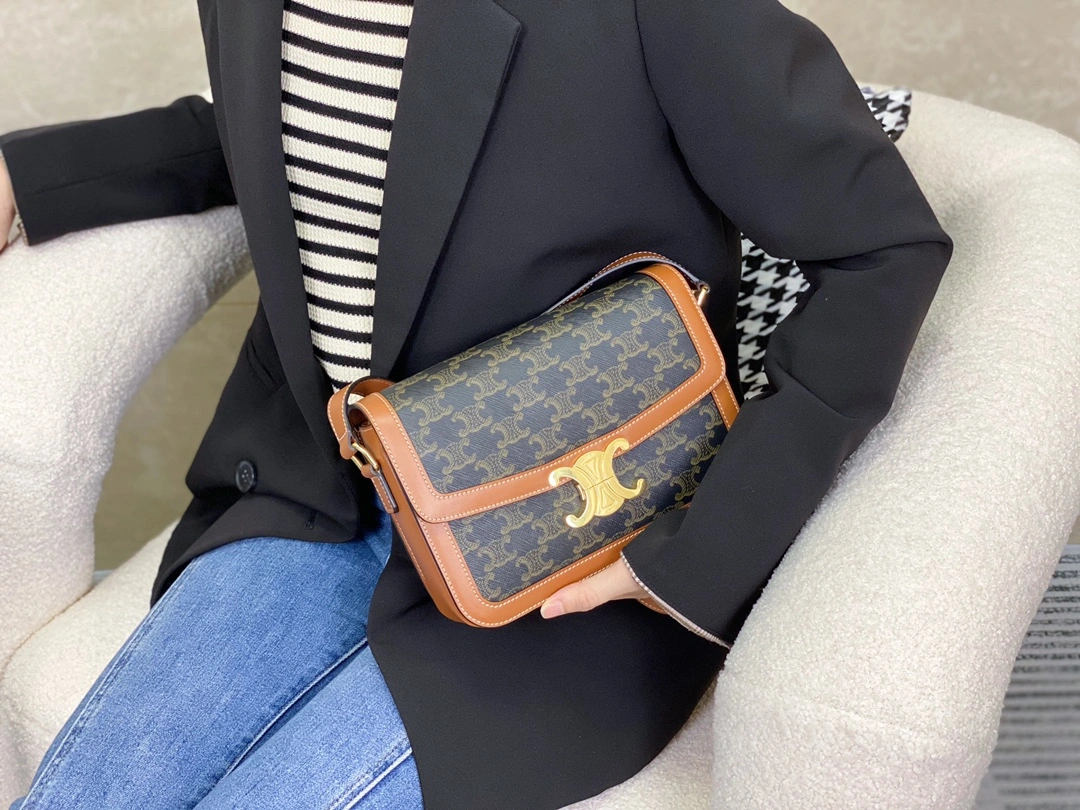 ModernLook Celine Triomphe Bags 94486