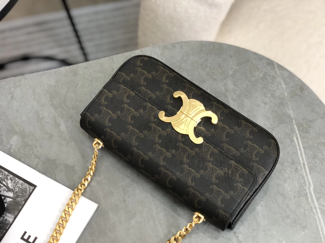 HighQuality Celine Triomphe Bags 94518