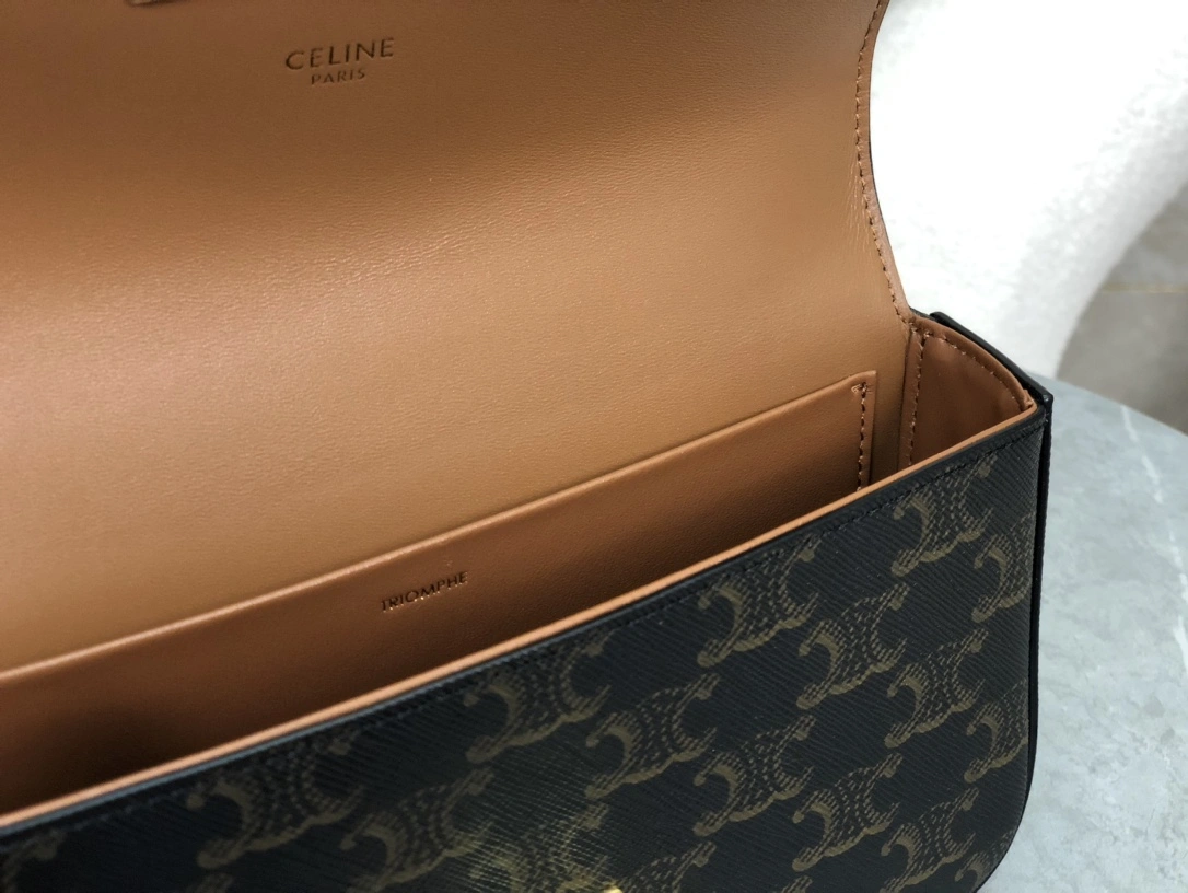 HighQuality Celine Triomphe Bags 94518