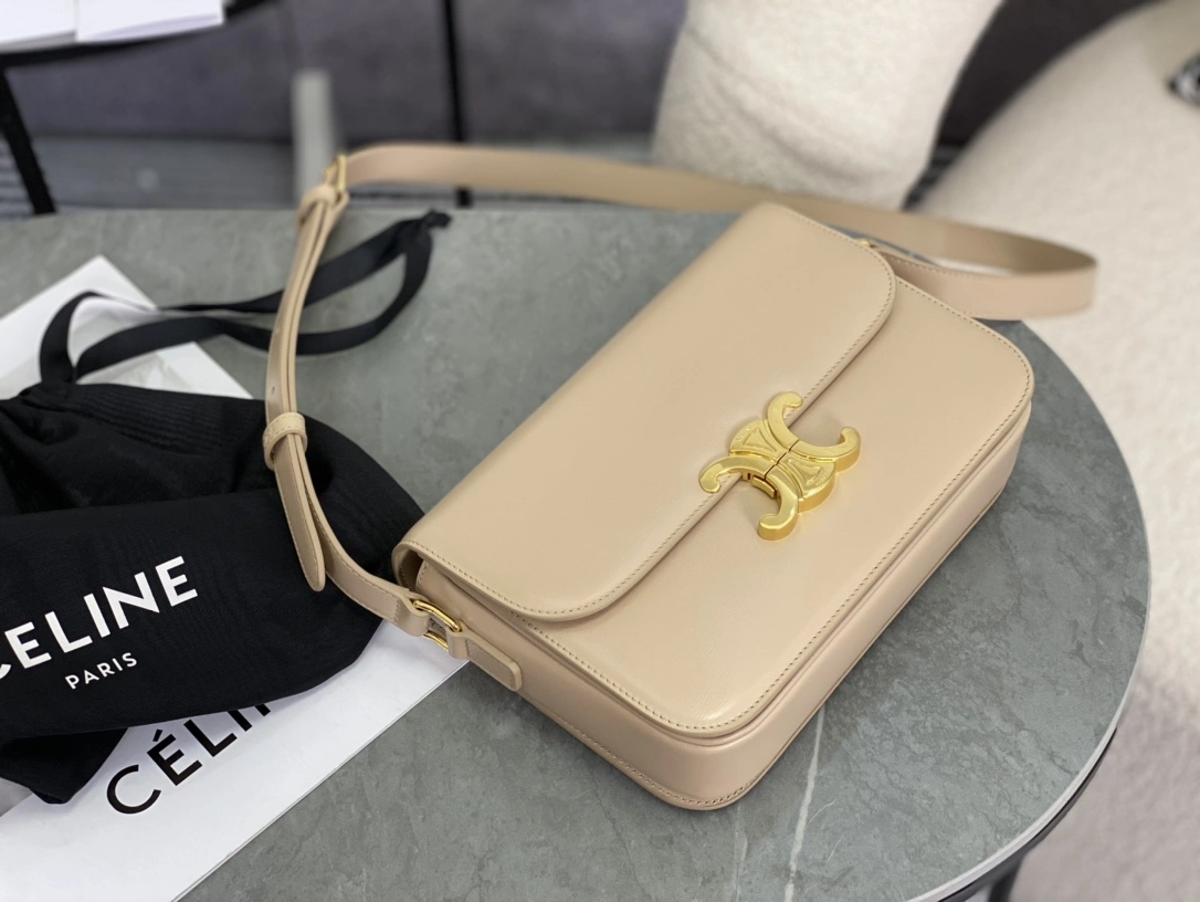 Celine Triomphe Bags Snug 94476