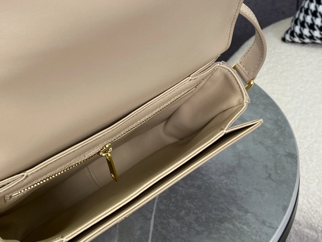 Celine Triomphe Bags Versatile 94478