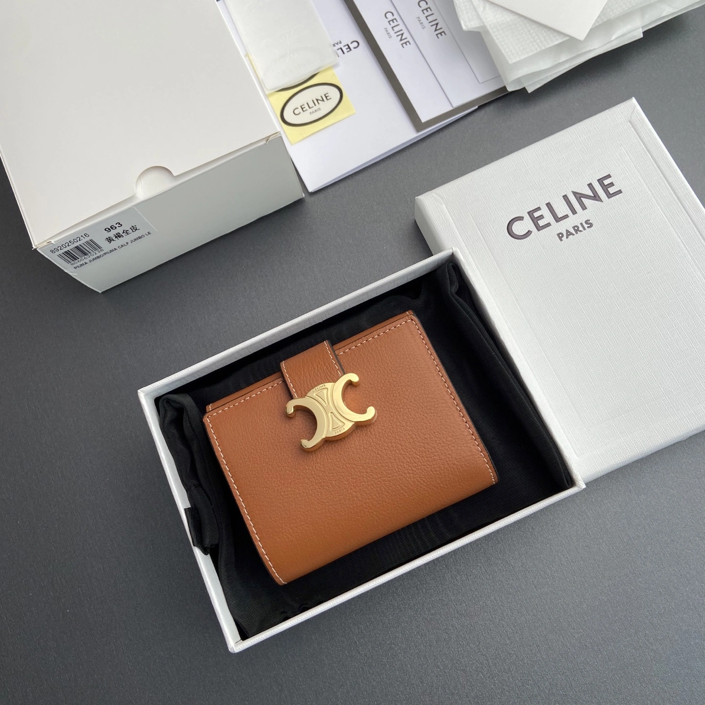 Sleek Celine Wallets Purse 56710