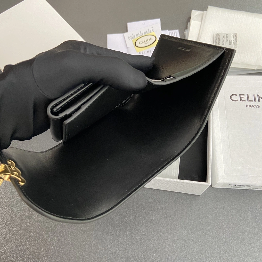 Celine Wallets Purse EyeCatching 56706