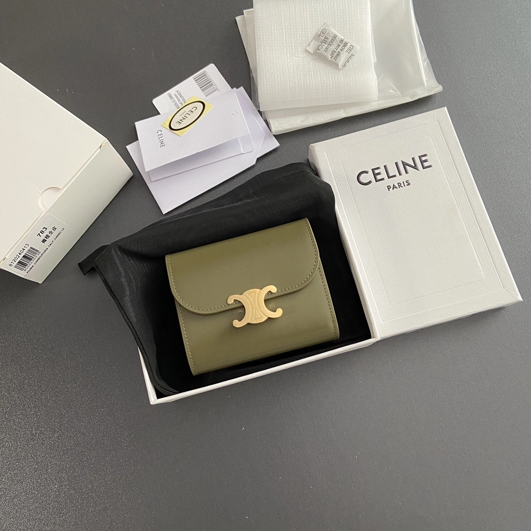 Breathable Celine Wallets Purse 56705