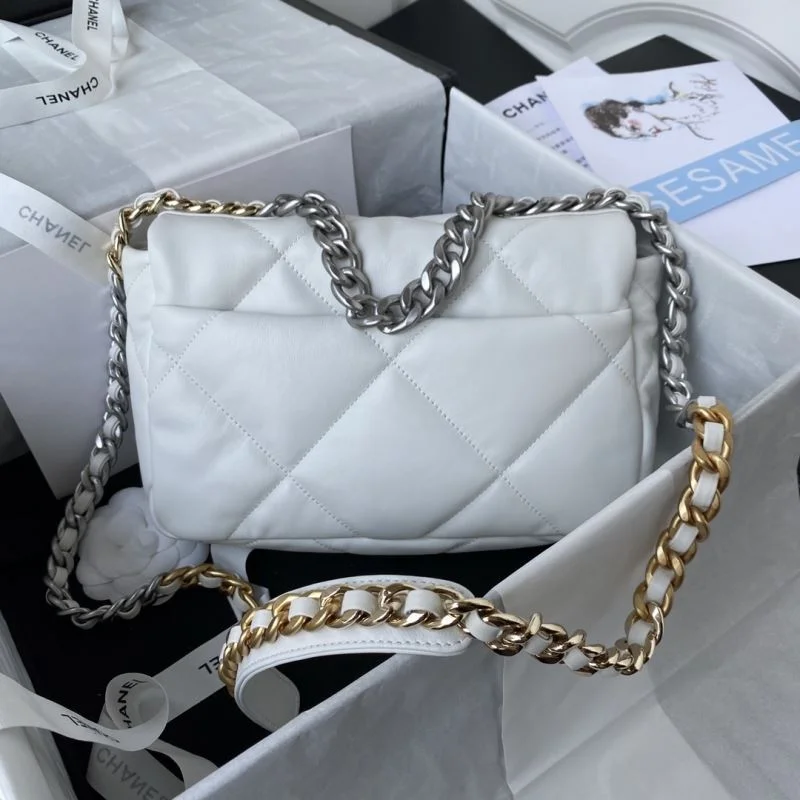 RelaxedFit Chanel 19 Bags 53746
