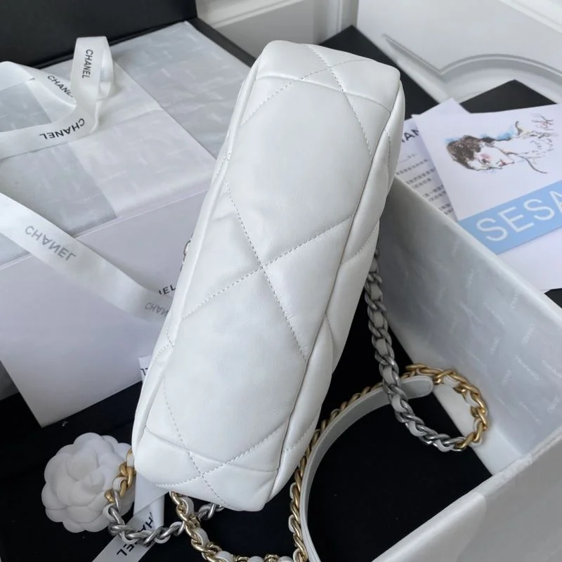 RelaxedFit Chanel 19 Bags 53746