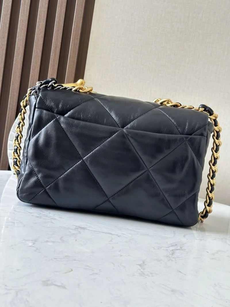 Chanel 19 Bags FashionForward 53738