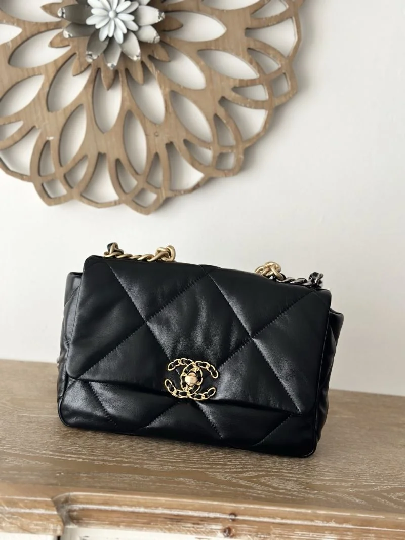Chanel 19 Bags EasyMatch 53737