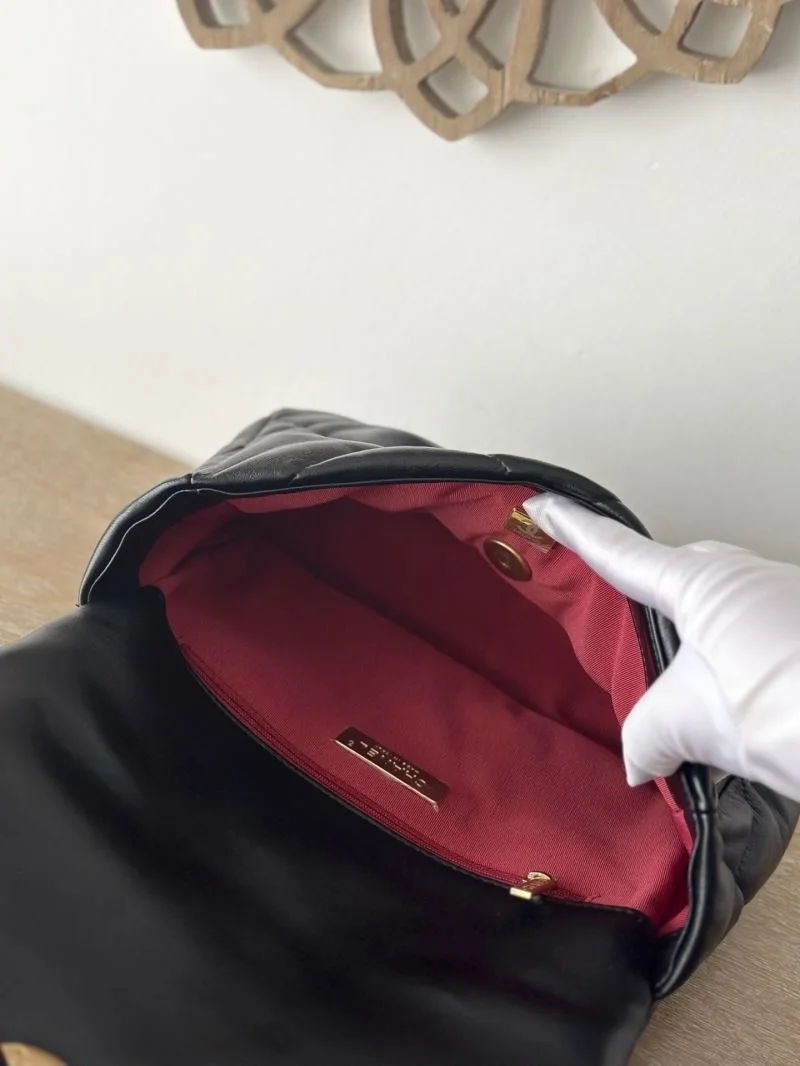Chanel 19 Bags EasyMatch 53737
