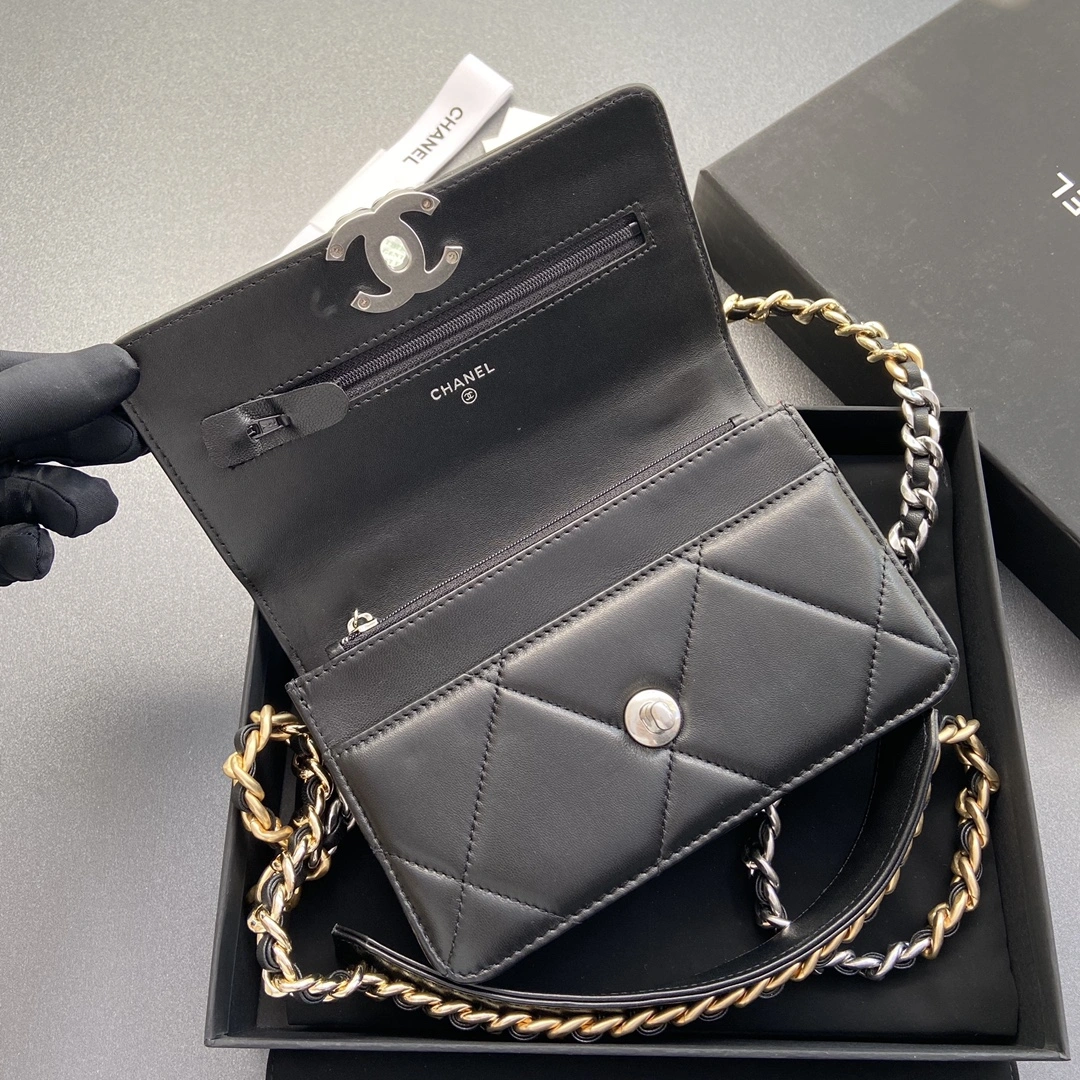Chanel 19 Bags Durable 56663