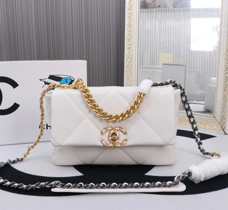 Minimalist Chanel 19 Bags 86462