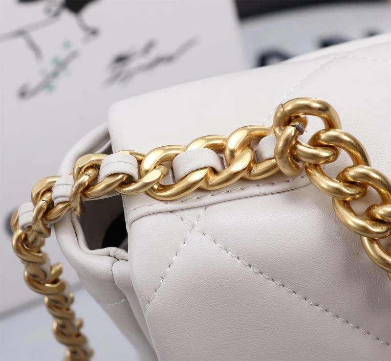 Minimalist Chanel 19 Bags 86462
