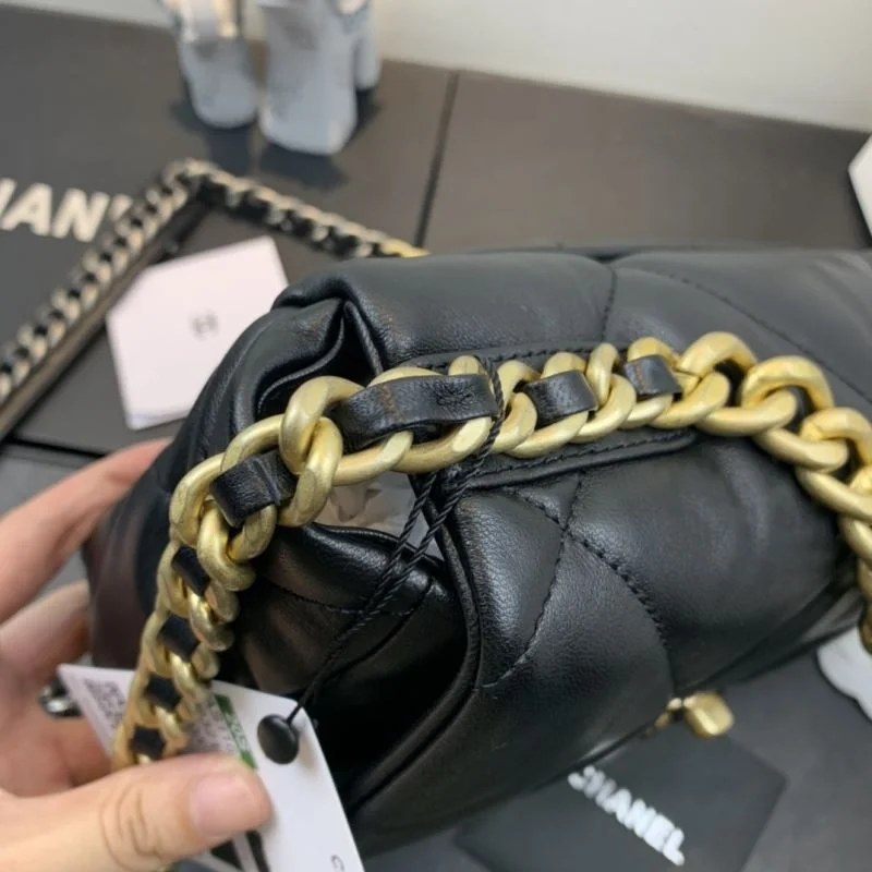 Chanel 19 Bags SoftTouch 55601