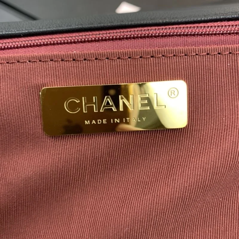 Chanel 19 Bags SoftTouch 55601