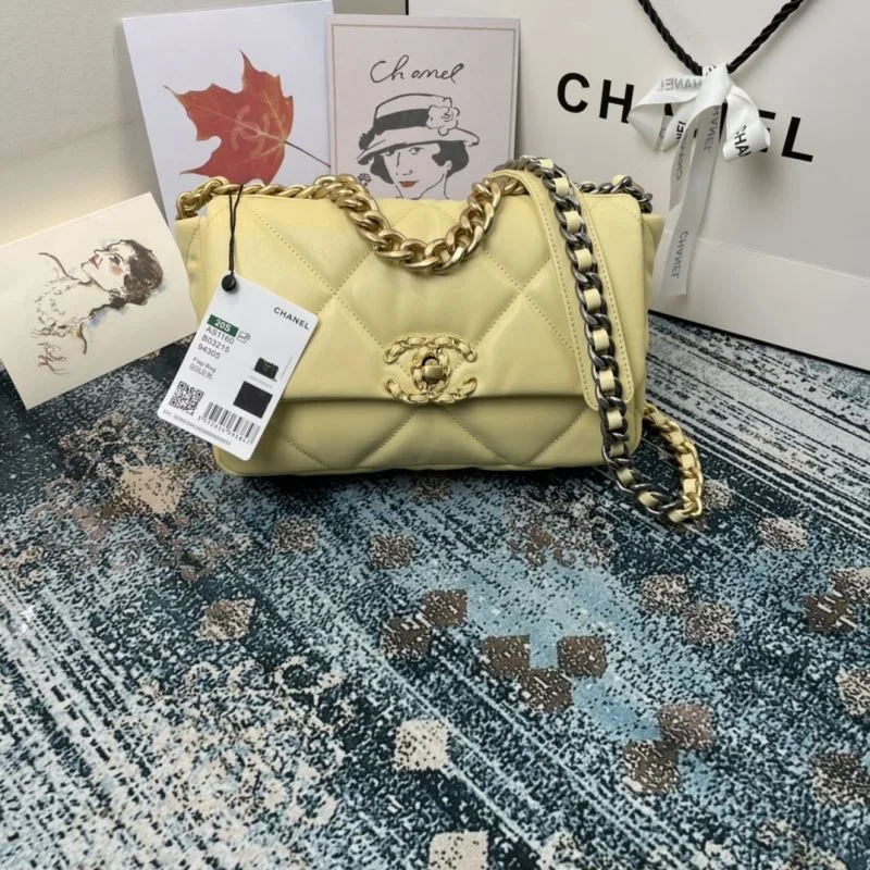 Chanel 19 Bags Resilient 55600