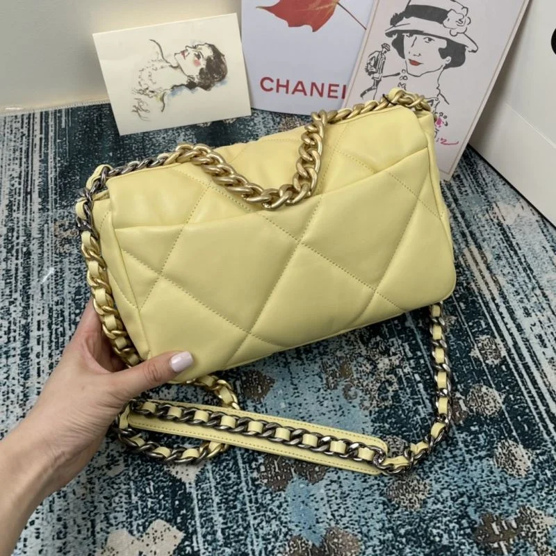 Chanel 19 Bags Resilient 55600