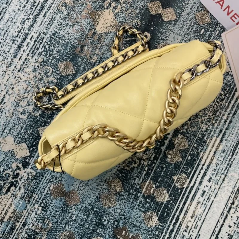 Chanel 19 Bags Resilient 55600