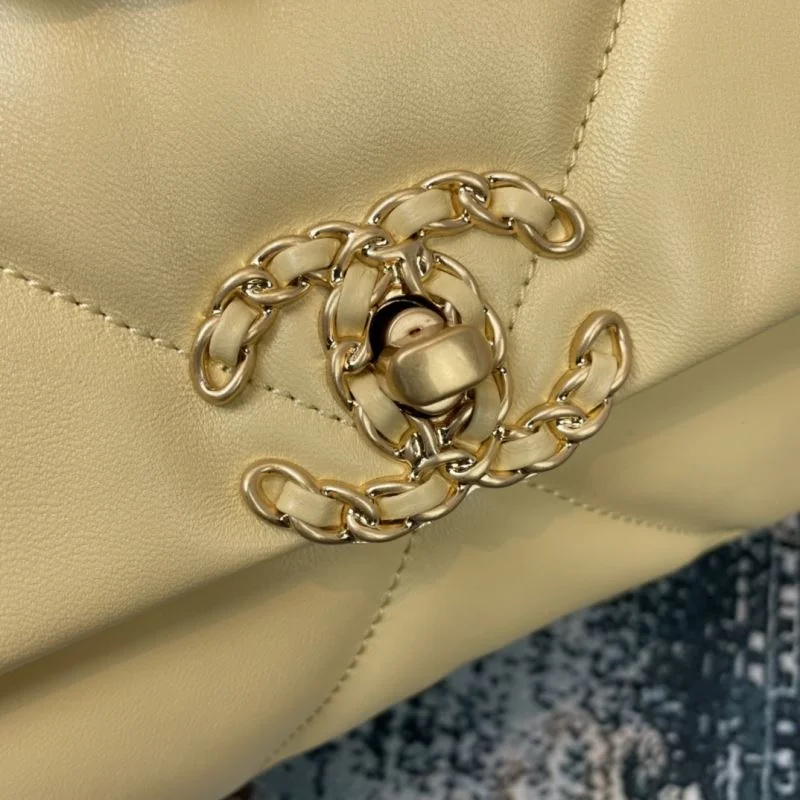 Chanel 19 Bags Resilient 55600