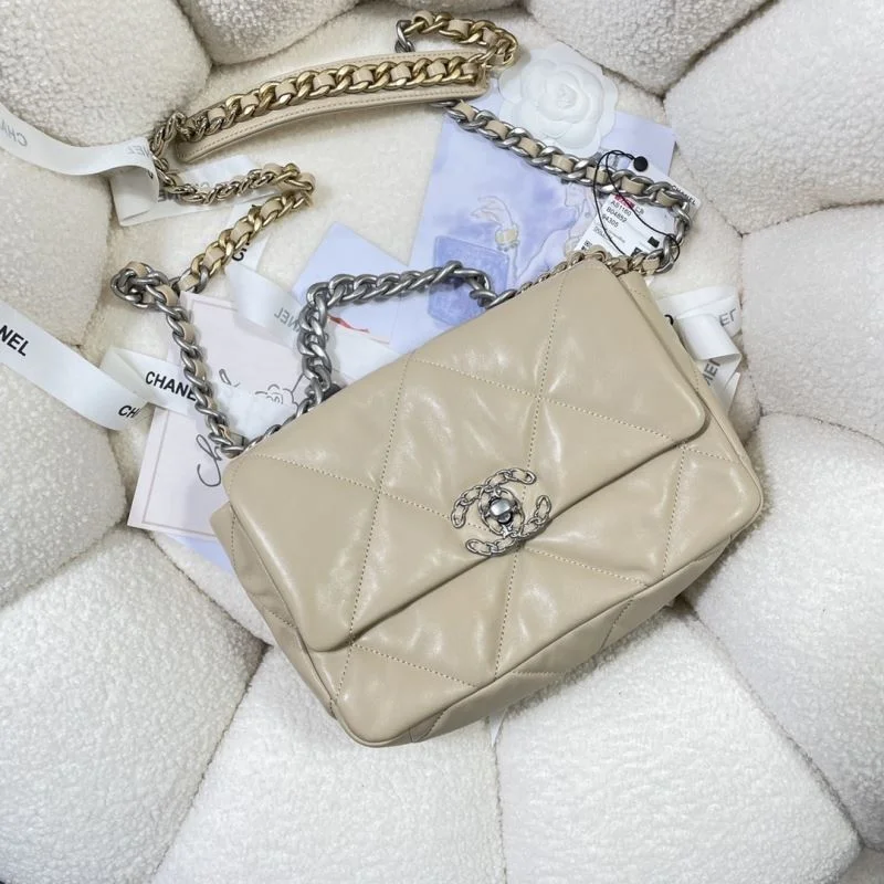 Unisex Chanel 19 Bags 55587