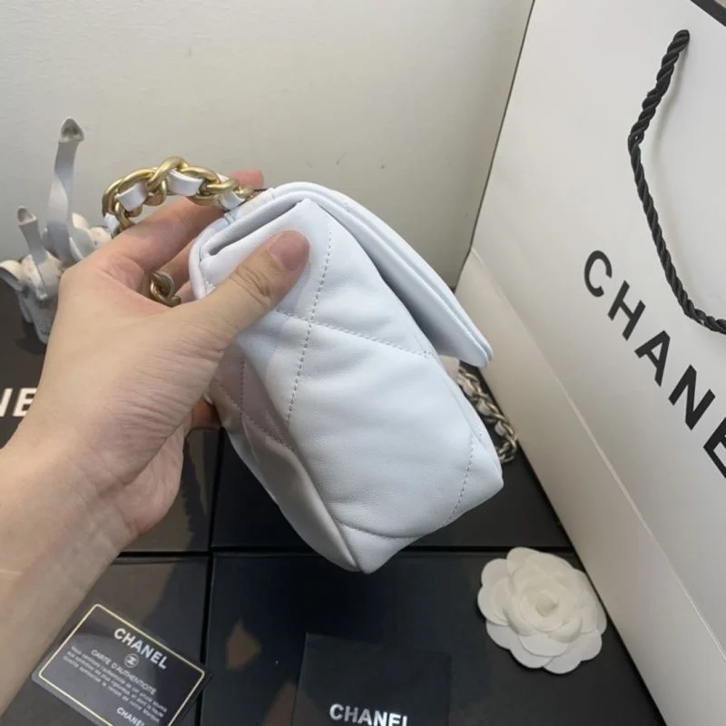 Chanel 19 Bags TechFriendly 55590