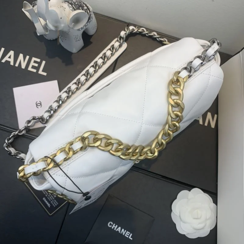 Chanel 19 Bags TechFriendly 55590