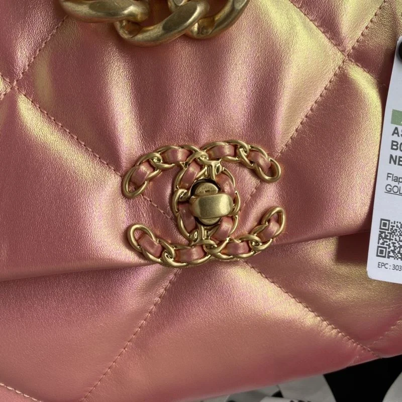 Effortless Chanel 19 Bags 55580