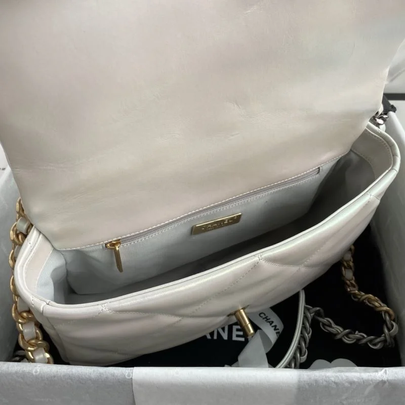Chanel 19 Bags Comfortable 55608