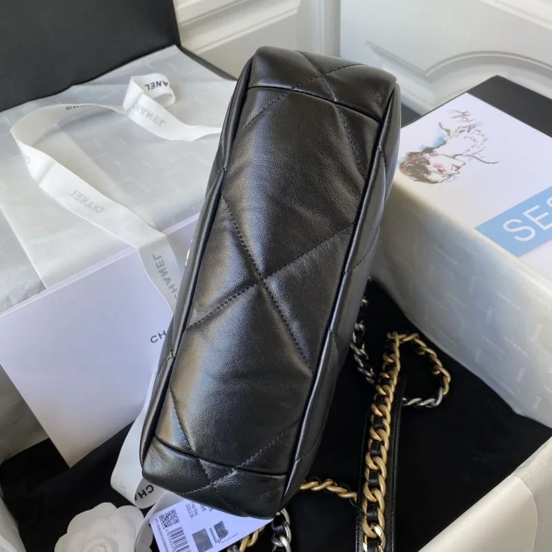 Sustainable Chanel 19 Bags 55574