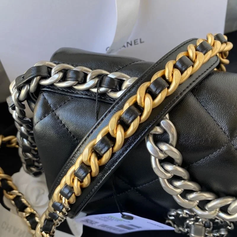 Sustainable Chanel 19 Bags 55574