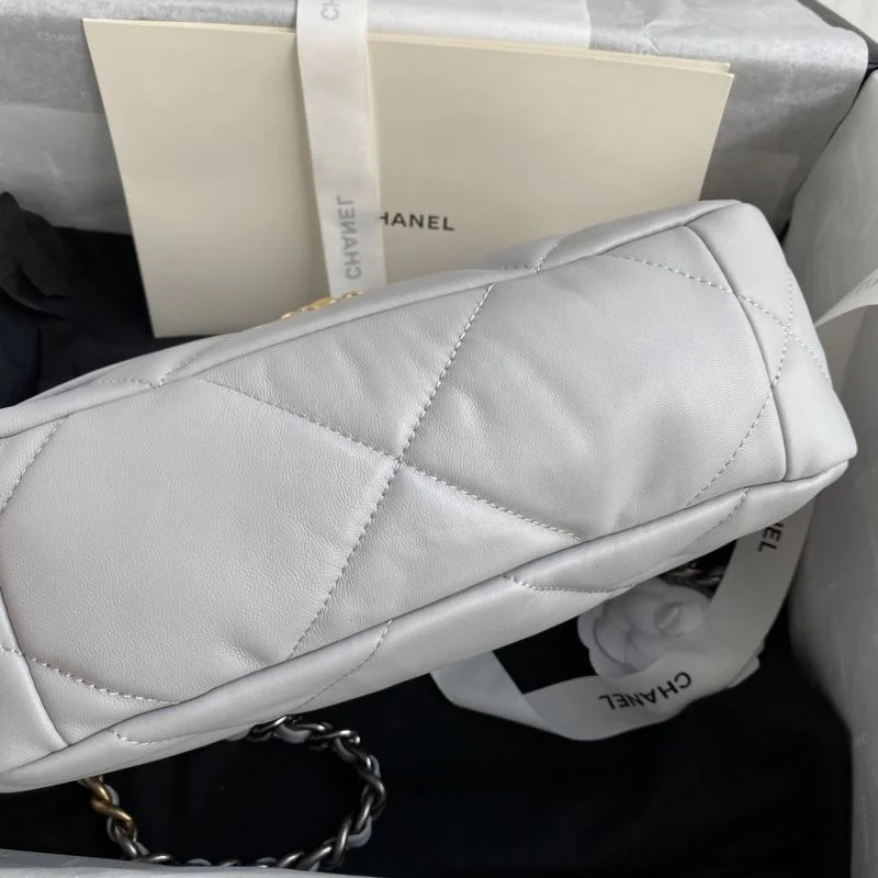 Chanel 19 Bags Comfortable 55603
