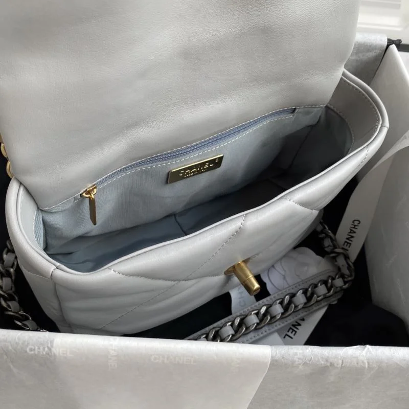 Chanel 19 Bags Comfortable 55603