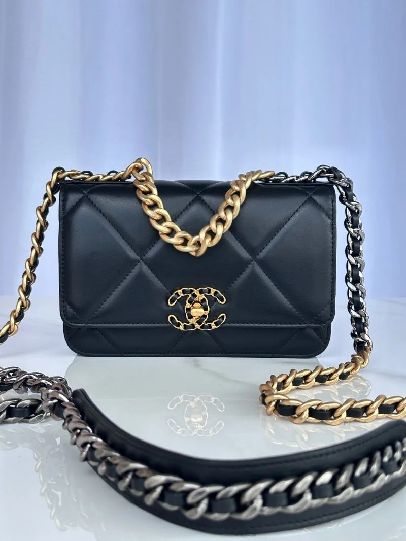 Chanel 19 Bags OdorResistant 55560