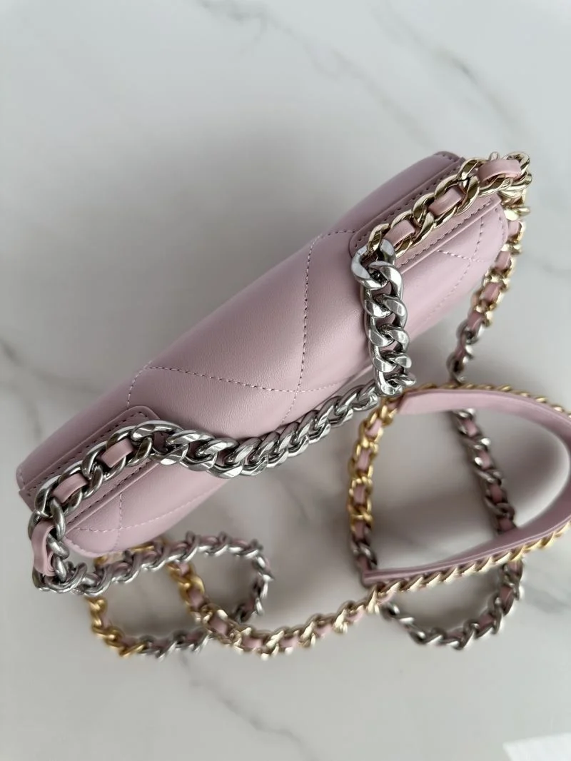 Chanel 19 Bags FashionForward 55567