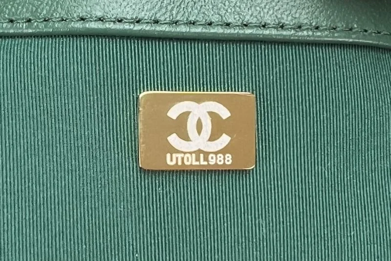 Chanel 19 Bags Lightweight 55558