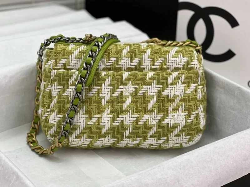 Chanel 19 Bags Modern 55548