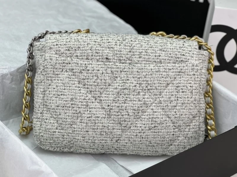 Chanel 19 Bags Minimalist 55579