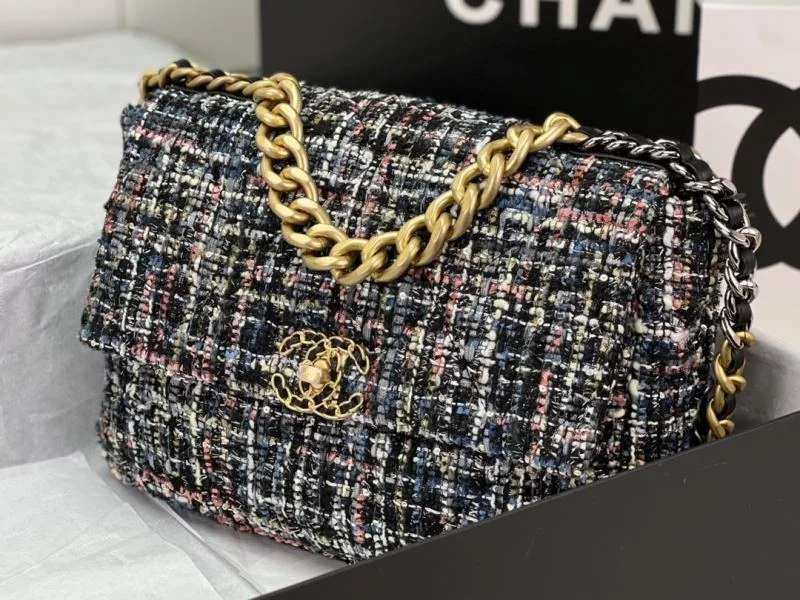 Chanel 19 Bags GoAnywhere 55546