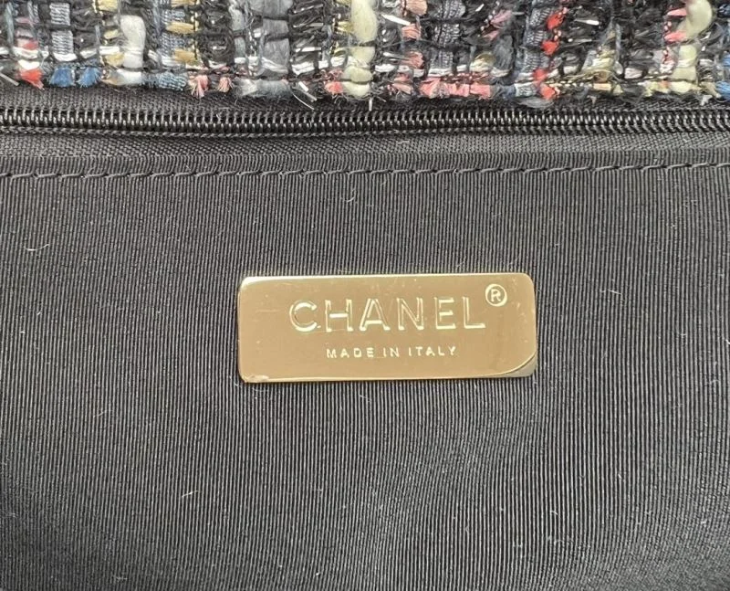 Chanel 19 Bags GoAnywhere 55546