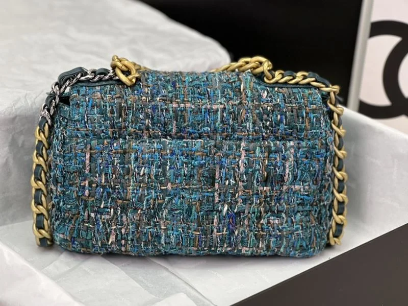 ZipUp Chanel 19 Bags 55550