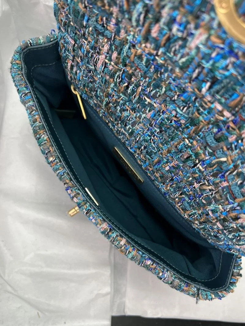 ZipUp Chanel 19 Bags 55550