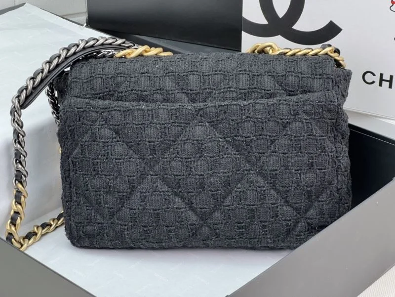 Chanel 19 Bags EasyCare 55517