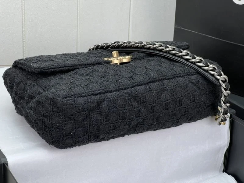 Chanel 19 Bags EasyCare 55517