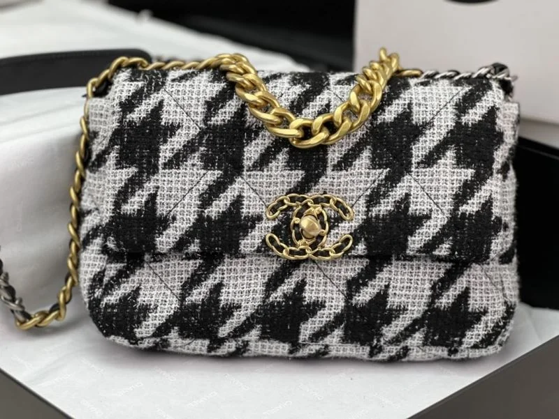 Efficient Chanel 19 Bags 55527