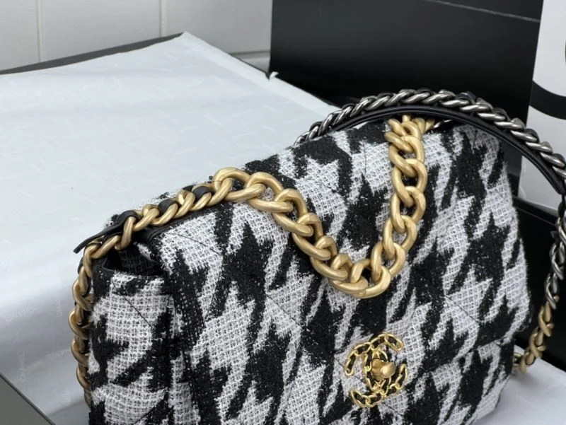 Chanel 19 Bags Lightweight 55533