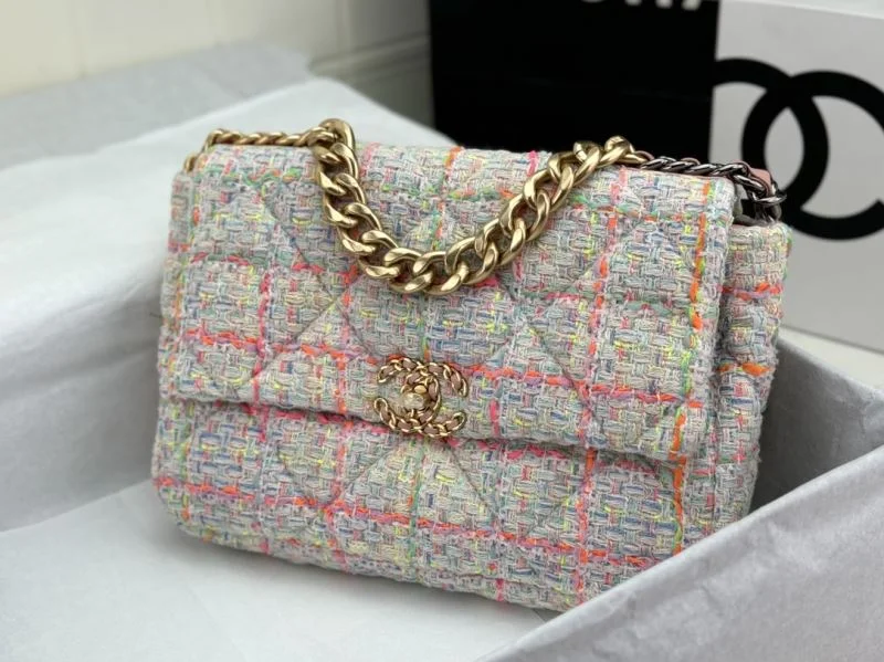 Chanel 19 Bags Attractive 55516