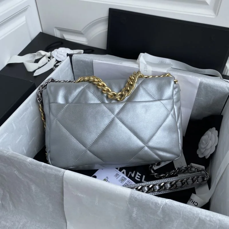 Breathable Chanel 19 Bags 55526